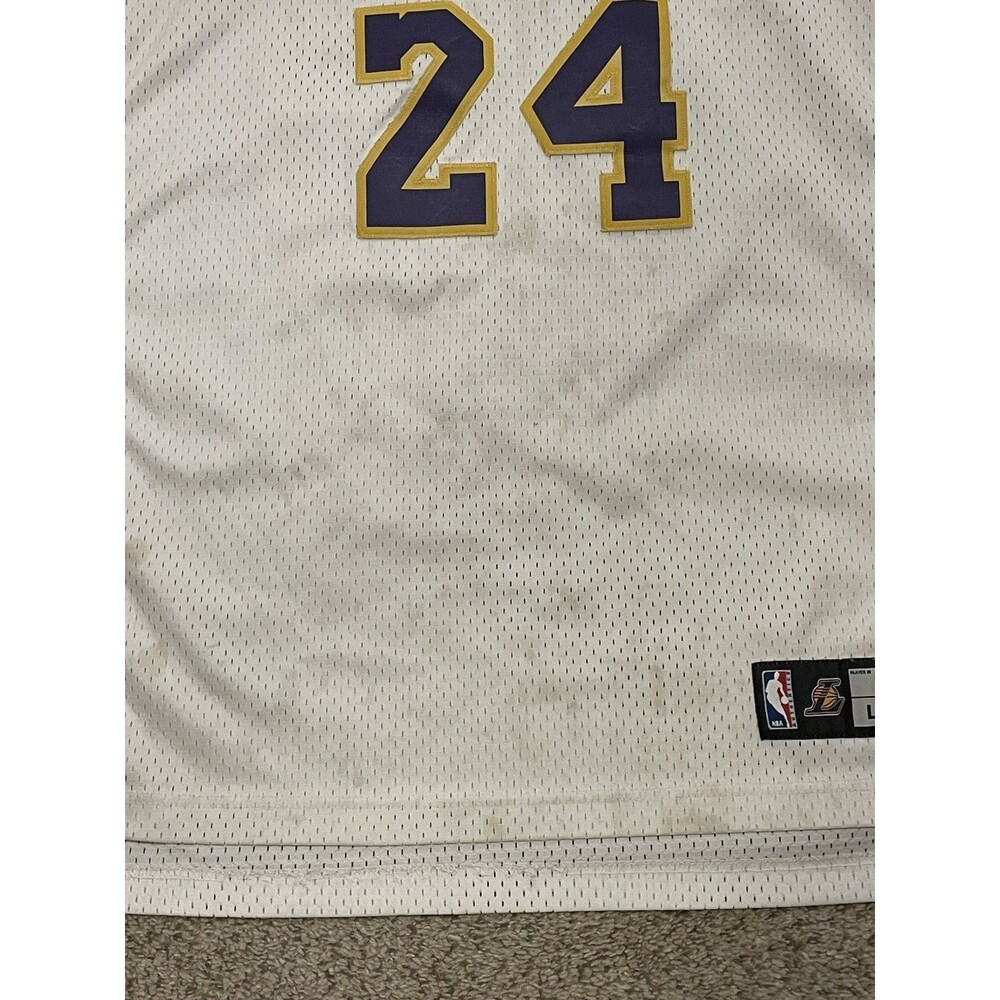 Authentic Adidas Kobe Bryant  #24 Lakers  Swingman Jersey Sz L +2  STAINS - Picture 5 of 6